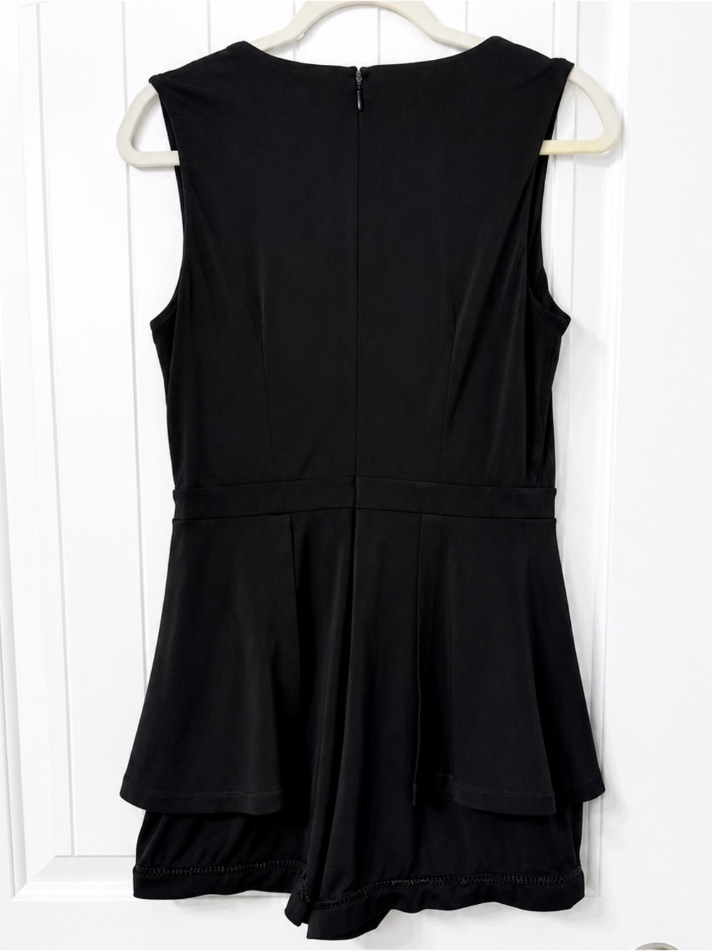 Kaari Blue Black Peplum Romper Sleeveless V-Neck Size Medium - Picture 4 of 11